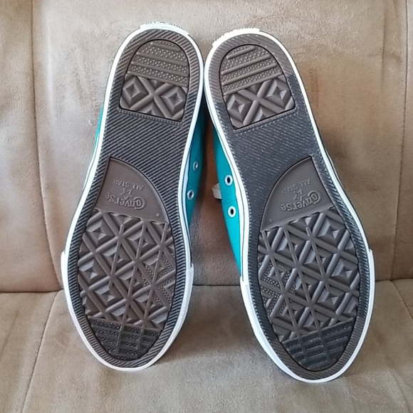 Turbo Green Converse Shoes - Picture 5 of 8